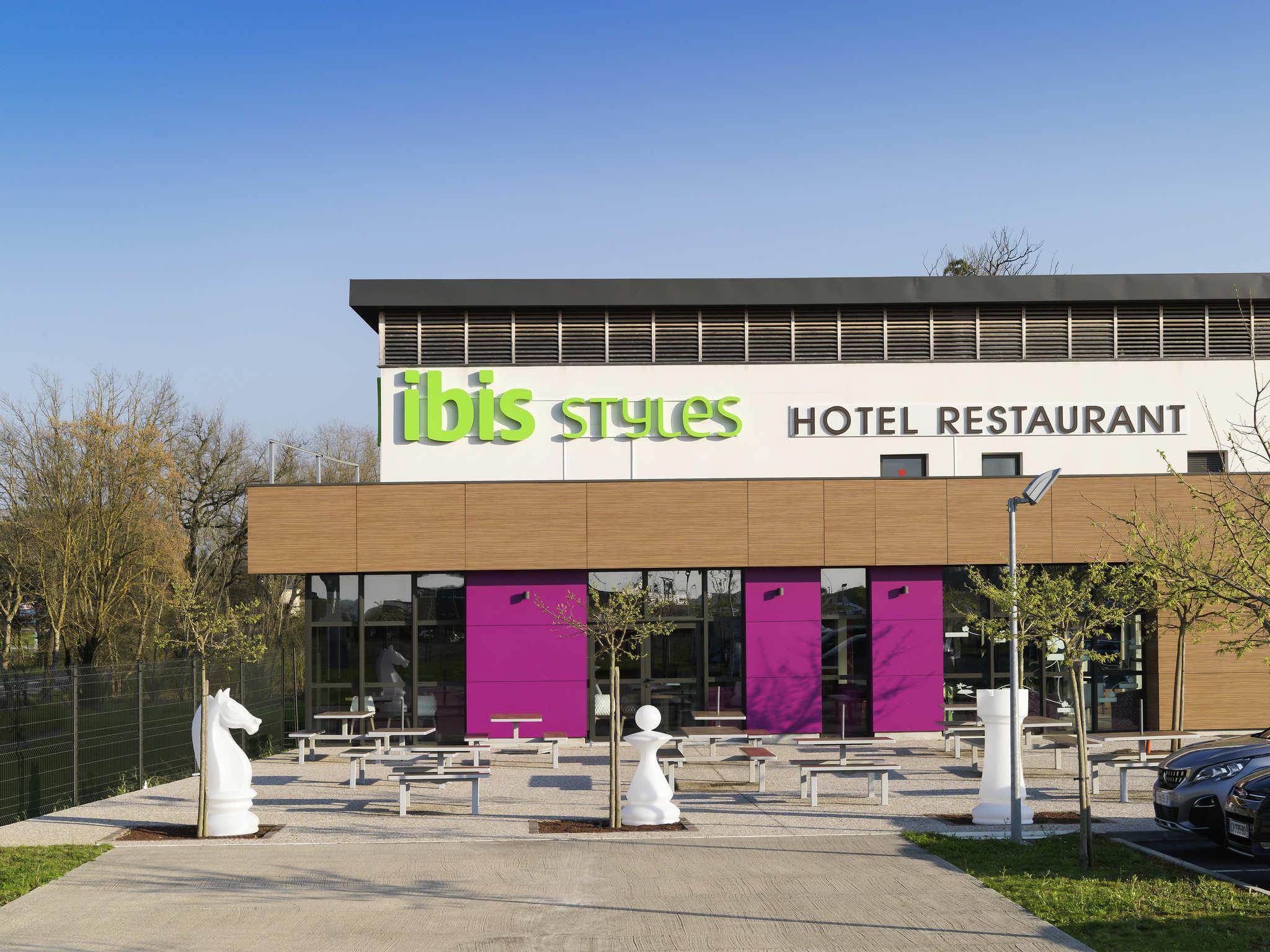 Ibis Styles 3*